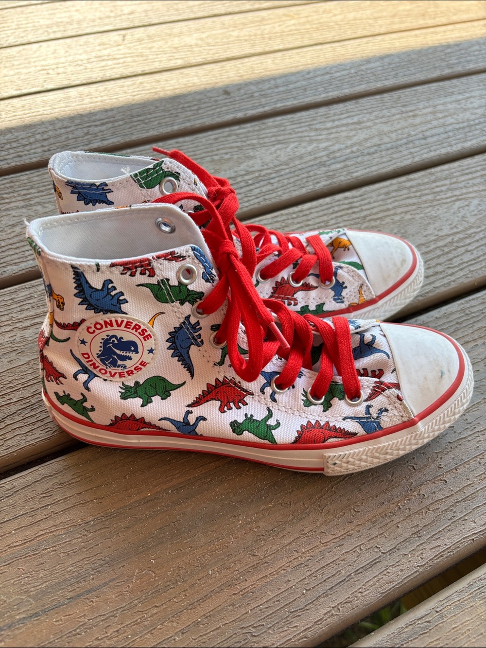 Converse All-Star DINOVERSE Chuck Taylor High Tops Dinosaur Shoes Kid’s Size 2